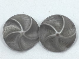 Vintage Faux Pewter Button Disk Clip on Earrings 24245 Gray Grey - £6.29 GBP