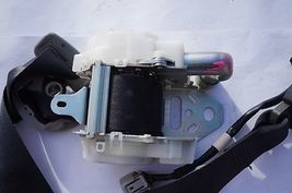 2006-2008 LEXUS IS250 IS350 FRONT RIGHT SEAT BELT RETRACTOR BLACK X589 image 5