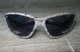 PUGS GEAR Model CA5 Sunglasses Camo, NEW! Hunting, Outdoors-NEW-SHIPS N ... - £54.21 GBP