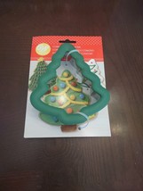 Wilton Comfort Grip Christmas Tree Cookie Cutter - £8.56 GBP