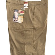 Wrangler Shorts Mens 44 Flat Front Flex Comfort Relaxed Fit Khaki - £16.31 GBP