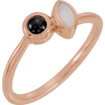 14K Rose Gold Opal and Black Onyx Ring Size 7 - £574.73 GBP