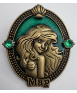 Disney 2016 Princess Ariel May Birthstone Emerald Sparkly Gold Tone 2&quot; Pin - €43,64 EUR