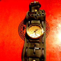 B.N.K Men&#39;s Leather Watch - £21.03 GBP