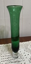 Vintage Emerald Green Tulip 8.25&quot; Blown Art Glass Etched Vase /Footed  P... - $183.60 MXN
