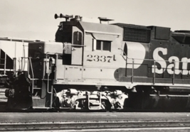 Atchison Topeka &amp; Santa Fe Railway Railroad ATSF #2337 GP38U Electromotive Photo - £7.58 GBP