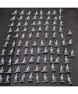 Lot Of (83) French Grenadiers Of The Imperial Guard Miniatures 1/32 Scale - $916.03 MXN