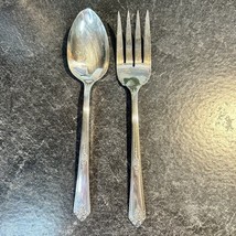 Tudor Plate 1948 SWEET BRIAR Serving Spoon &amp; Fork Flatware Oneida Community - $12.61 CAD