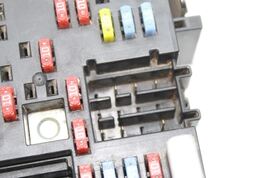SILVERADO 2500 03-06 Fuse Box Cabin 69394 image 7