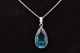 Handcrafted Rhodium Polished Blue Topaz Round Shape Female Pendant Necklace Gift - £20.66 GBP+
