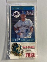 David Valle Seattle Mariners MLB Pin Vintage 1990 Red Apple Markets Prom... - $5.00
