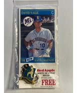 David Valle Seattle Mariners MLB Pin Vintage 1990 Red Apple Markets Prom... - $5.00