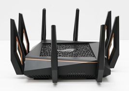 ASUS ROG Rapture GT-AX11000 Tri-Band Wi-Fi Gaming Router image 3