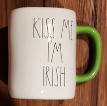 Rae Dunn Artisan Collection by Magenta ~ Green White ~ &quot;Kiss Me I&#39;m Irish&quot; Mug - £20.85 GBP