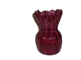 Vintage Pilgrim Glass Pinched Sack  Vase - $19.79