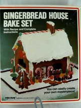 Vintage Baking forms Gingerbread House Bake Set 7 Metal Forms Fox Run - £13.65 GBP