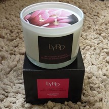 New Avon Lyrd 11 Oz 3 wick Currant Magnolia Candle 4 inch diameter - $23.38