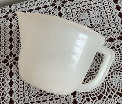 Lustro Ware Vintage Measuring Pitcher Stock No L9 Made in USA 2 Cups 16 Ounces - £9.60 GBP