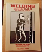 Welding Essentials : Questions and Answers Expanded 1st Edition (2001)  - $149.46 MXN