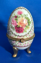Vintage Porcelain Footed Egg Trinket Box With Brass Ormolu Trim - £16.03 GBP