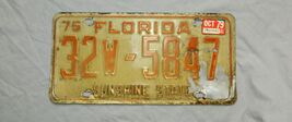 Classic United States Florida 1975 Passenger License Plate # 32W-5847 - $6.88