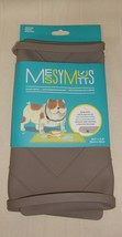 Messy Mutts Medium Silicone Non-Slip Pet Food Mat with Raised Edge 19.7” x 11.8” - £11.05 GBP
