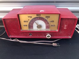 General Electric Radio 427 Cinnamon Red 1954 Parts or Repair Not Tested - £17.15 GBP