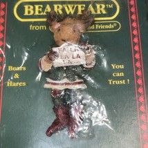 Boyds Bears 1998   ~WILSON WITH LOVE SONNETS~    BEARWEAR PIN  STYLE# 26020 - $3.00