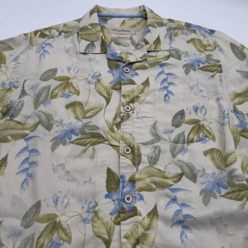 Primary image for Tommy Bahama Mens Silk Blend Hawaiian shirt size Medium Camp Orginal Fit Floral