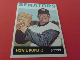 1964 Topps Howie Koplitz #372 Senators Baseball Nm / Mint Or Better - £35.34 GBP
