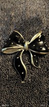 Cute for all occasions Black and Gold Polka Dot Bow Enamel Brooch Pin - £8.51 GBP