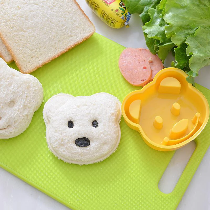 Play 2pcs Sandwich Mould Bear Cat Rabbit Car Shaped Bread Mold Cake Biscuit EmAi - £23.10 GBP