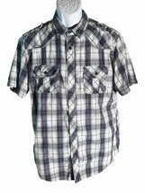 HELIX Men&#39;s Athletic Fit Short Sleeve Button Down Plaid Shirt Large - $14.50