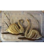 Vintage Pair Brass Tin Swans &amp; Cattails/Grasses Wall Hanging with Wood Base - €15,40 EUR