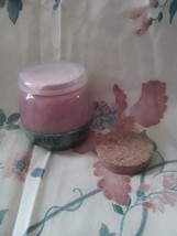 Two Tone Scented Candle - $130.59 MXN
