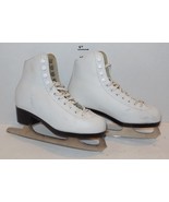 American athletic Shoe White Youth Size 3 Figure skates - €38,83 EUR