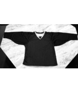 Johnny Mac’s Reversible Youth Practice Hockey Jersey Large/XL Black/Whit... - £15.56 GBP