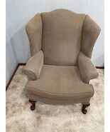Nice Fabric Wingback Armchair - $2,702.35 MXN