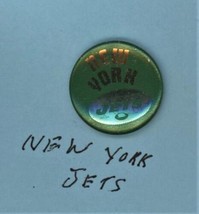 NFL pinback  from the 60s New York JETS 7/8&quot; - £11.79 GBP