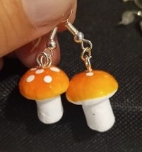 NWT orange colored mushroom foam dangling earrings. By Mbarnes productions - £5.79 GBP