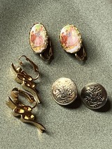 Vintage Lot of Goldtone Squished Ribbon Oval Glass Cameo &amp; Etched Floral Round G - £9.00 GBP
