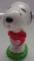 Vintage Whitman Peanuts Snoopy Kiss Me Figure - $3.99