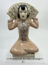 Vtg WEIL WARE California Pottery Asian Woman Figurine w/Fan VASE See Pics - £31.04 GBP