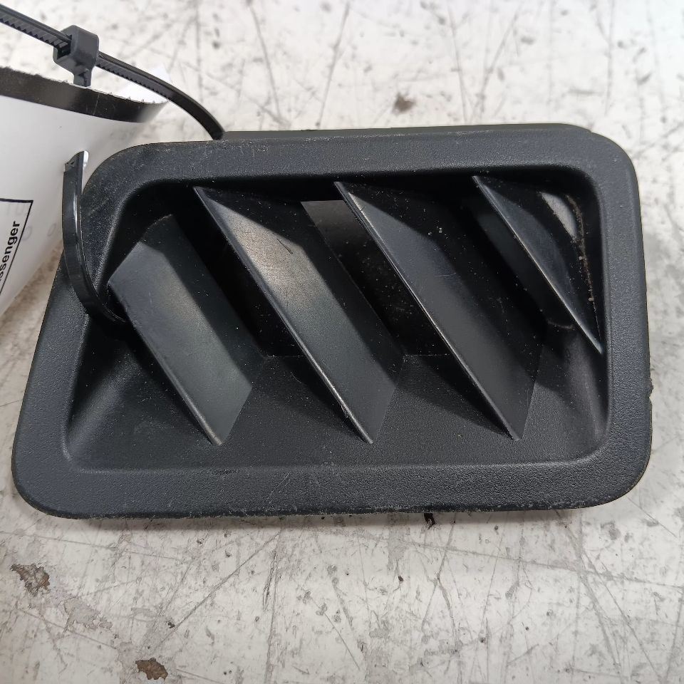 Subaru Forester Defrost Vent Left Driver Side  2016 2017 2018 - $19.94