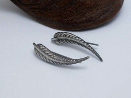 Leaf Texture Climber Earrings 925 Sterling Silver, Handmade Ear Crawler Earrings - £11.79 GBP