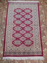 Handmade Rug 3x4 Garnet Courage Symbol (31 x 50 in) Bokhara Rug - $201.03