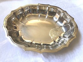 VTG Mid Century silver plated Oval scalloped  Server bowl dish - £27.72 GBP