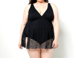Kim Gravel x Swimsuits For All Swim Dress with Crochet Overlay- Onyx, Regular 8 - £23.15 GBP