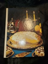 Southern Living “The Pies And Pastries Cookbook” Oxmoor House 1976 - £7.08 GBP