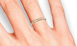 EWR 14K YELLOW GOLD SIZE 5.5 RING WOMEN PLAIN WEDDING BAND ESTATE VINTAGE - £88.02 GBP